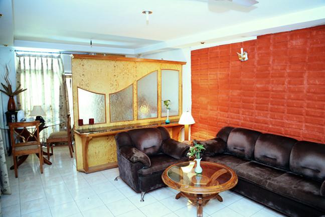 Aravali Clarks Inn Алвар Экстерьер фото