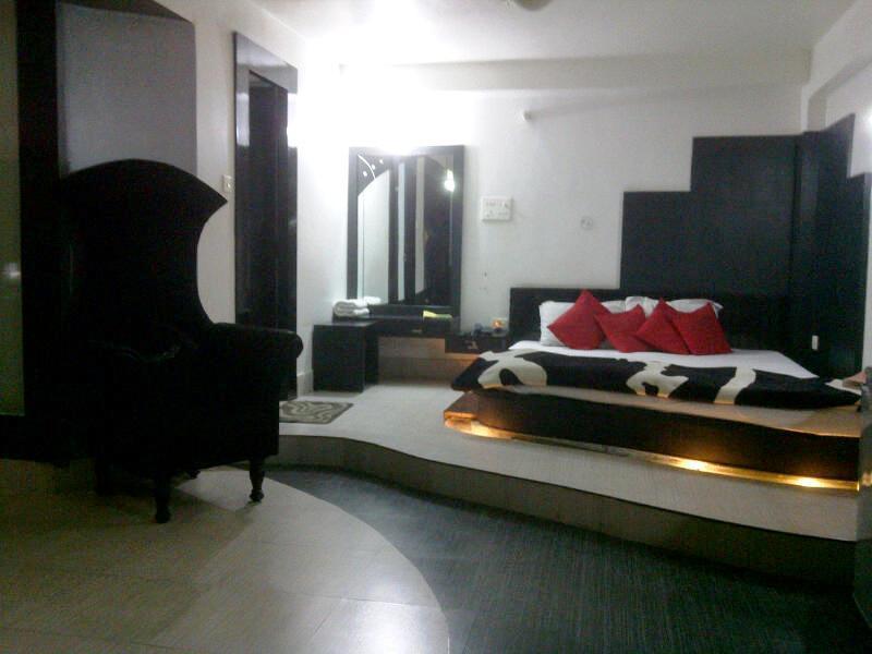 Aravali Clarks Inn Алвар Экстерьер фото